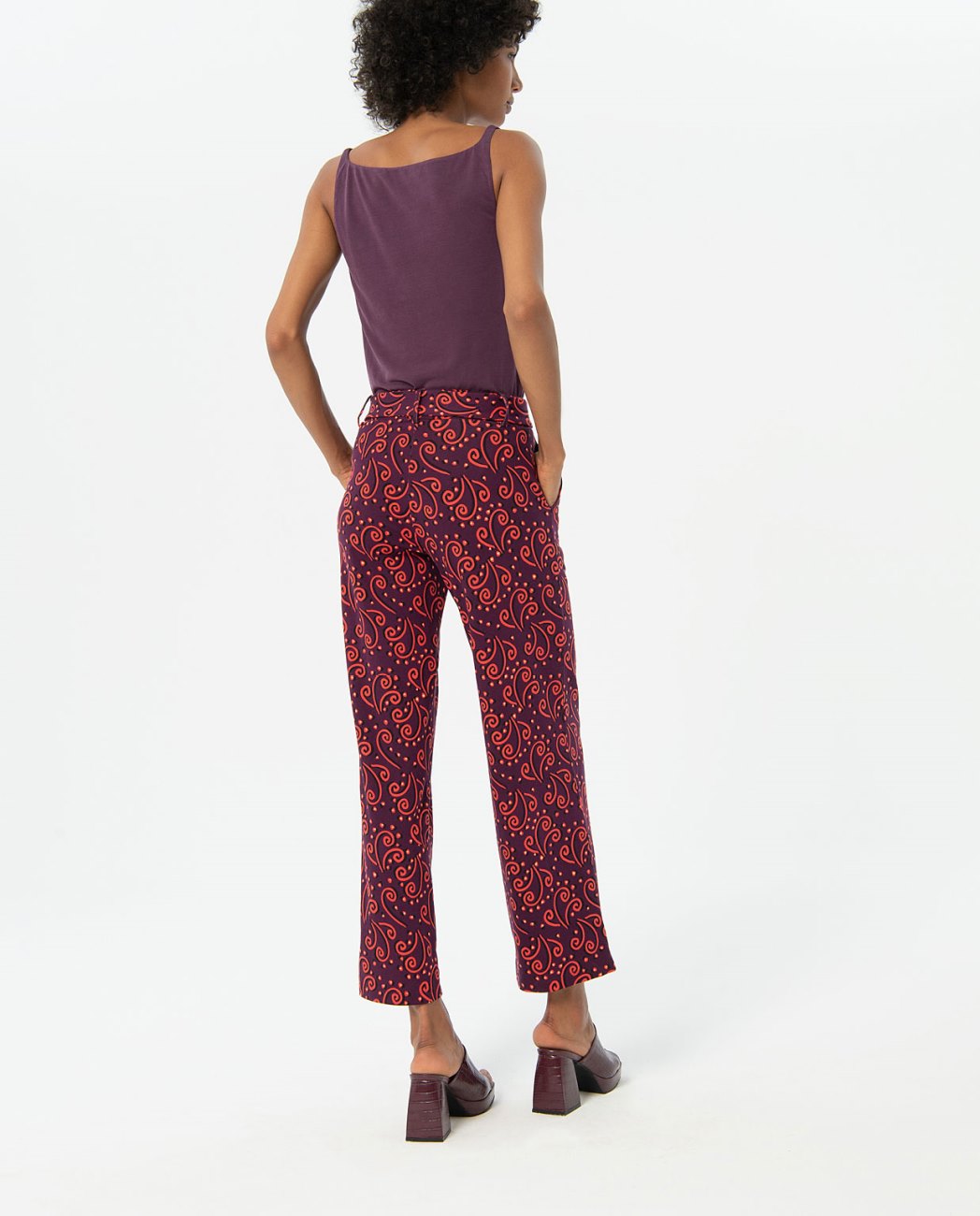 Surkana Long trousers with belt-Maroon