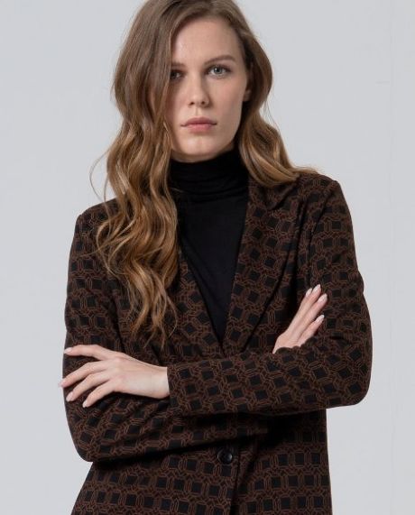 Surkana Frock Coat Black