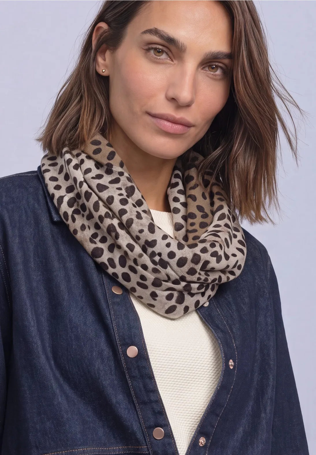 Street One Loop Scarf with Graphic Pattern.