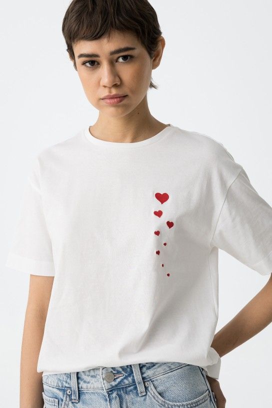 Tiffosi Valentines T/Shirt with embroidery detail.