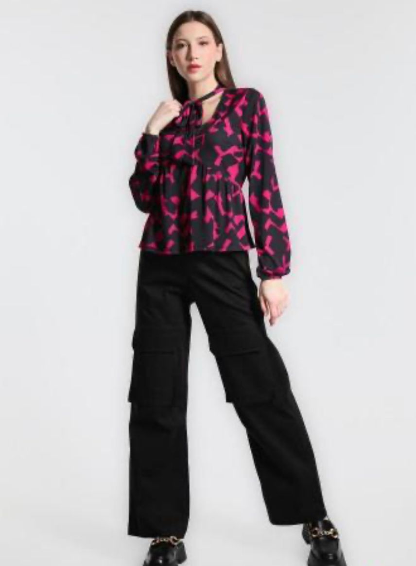 Fashion PO Mandarin collar, elastic waist & cuff-Blk/Magenta
