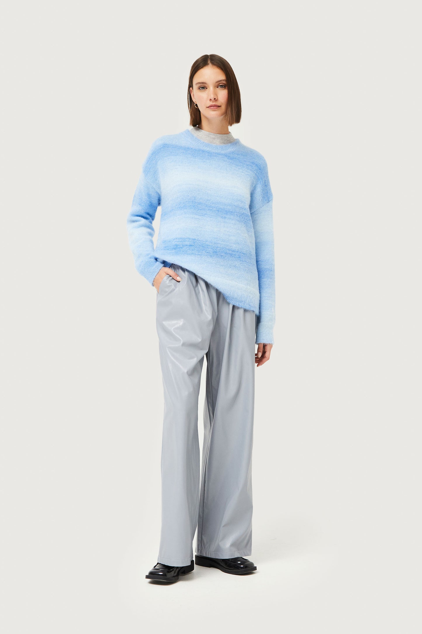 CF 43C/10307 Faded striped knitted sweater-Blue