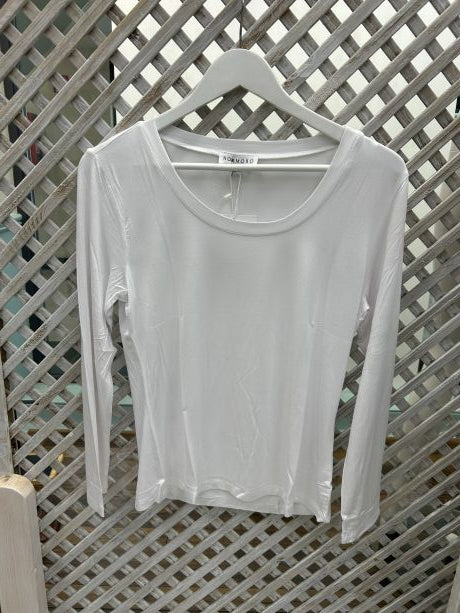 No2Moro Bilbao Layering top White