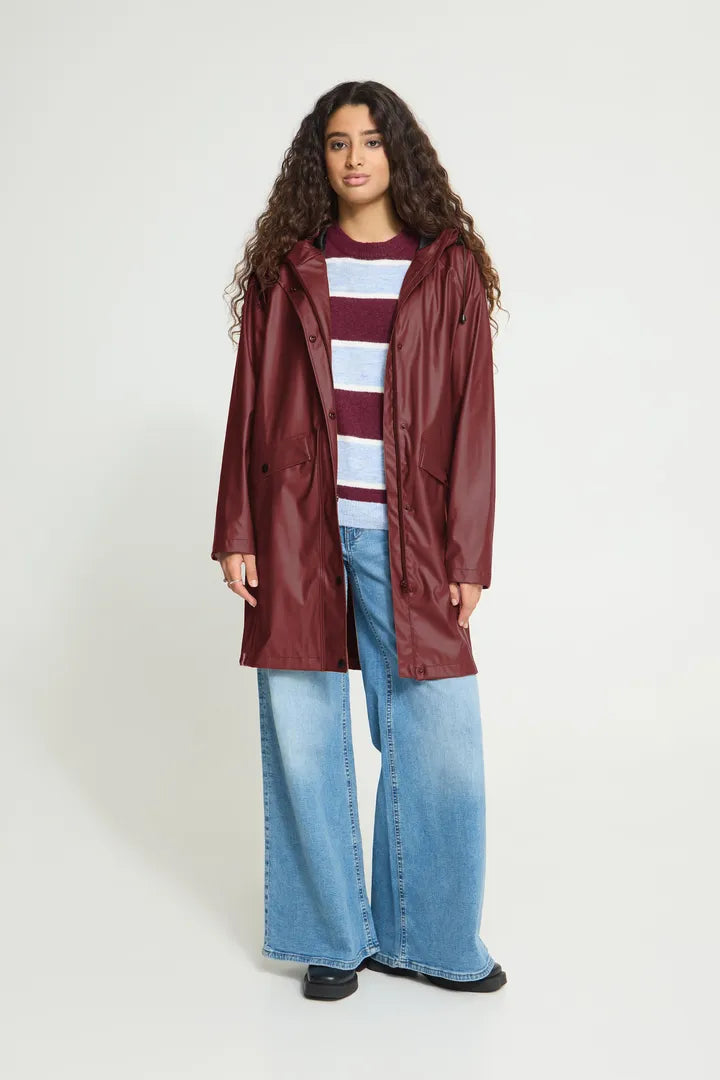 ICHI IHTAZI JA Rain Jacket - Burgundy.