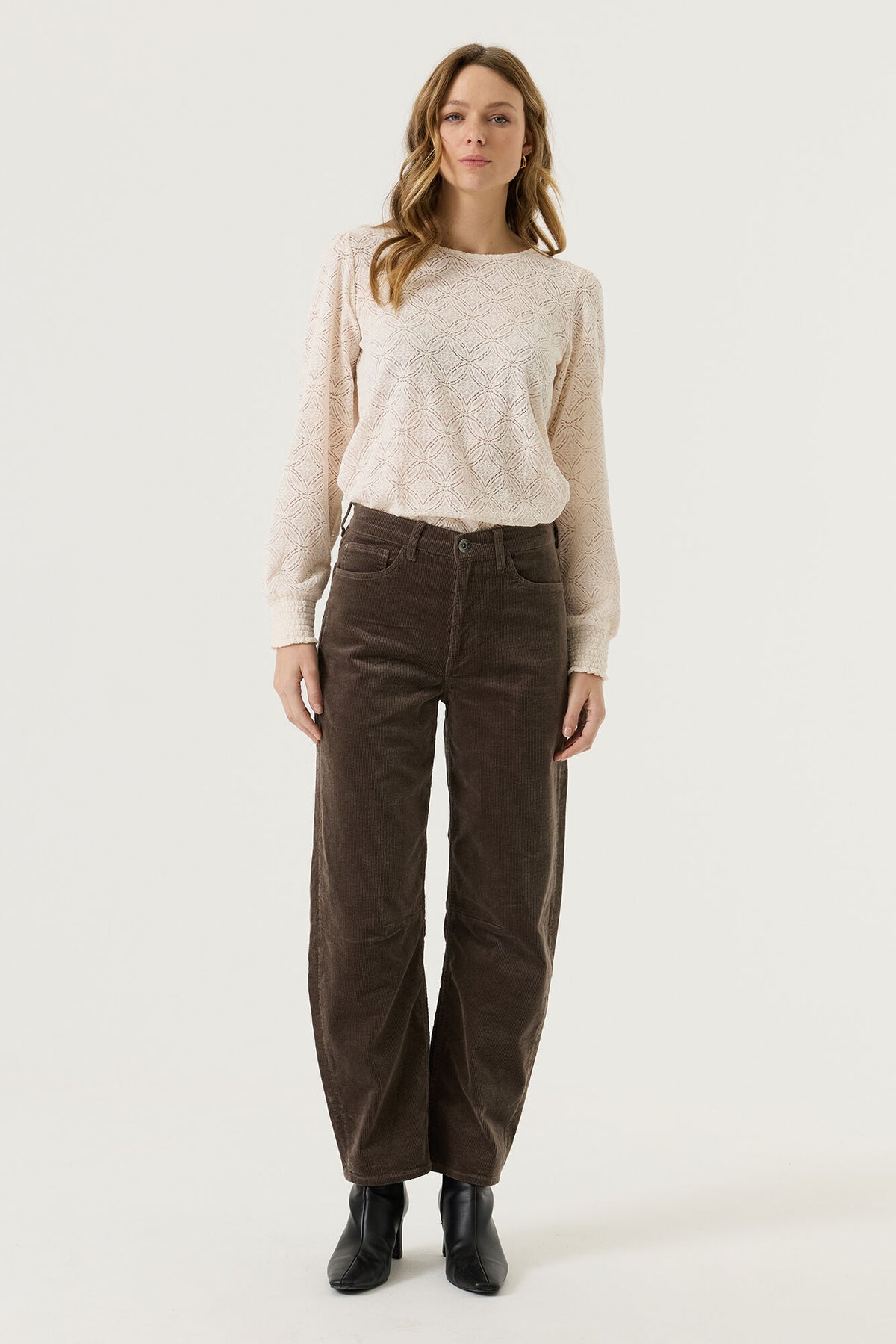 Garcia Corduroy Barrel Jeans - Mocha.
