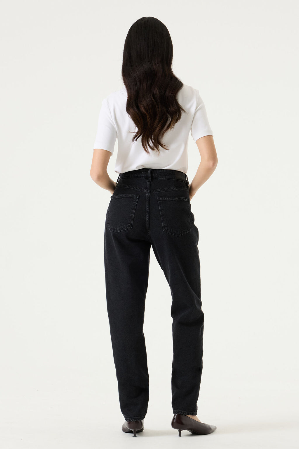 Garcia Isabella Jeans - Mom Fit 30" Leg. Black