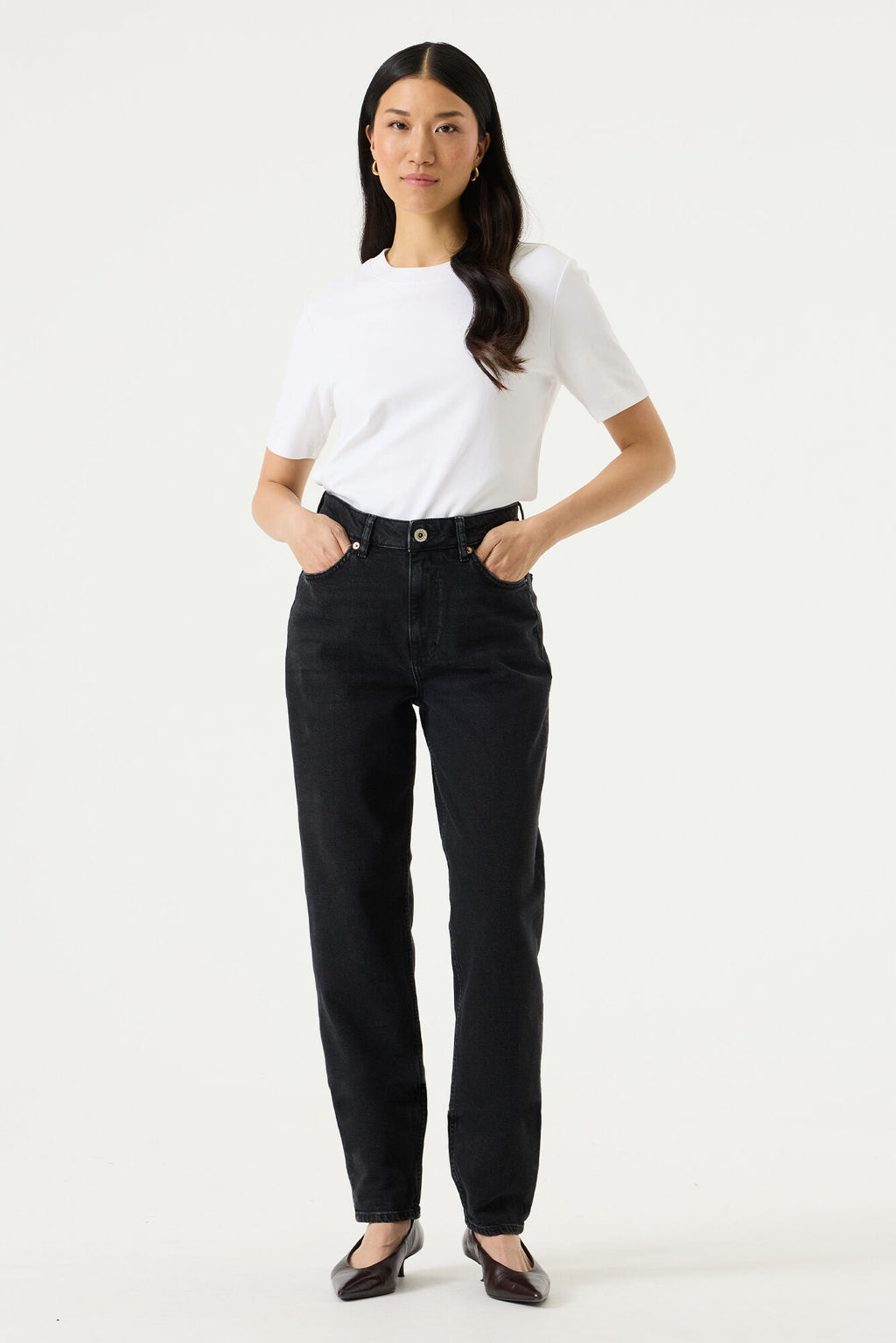 Garcia Isabella Jeans - Mom Fit 30" Leg. Black