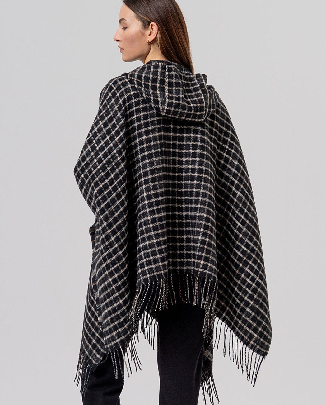 Surkana Hooded poncho - Black Mix.