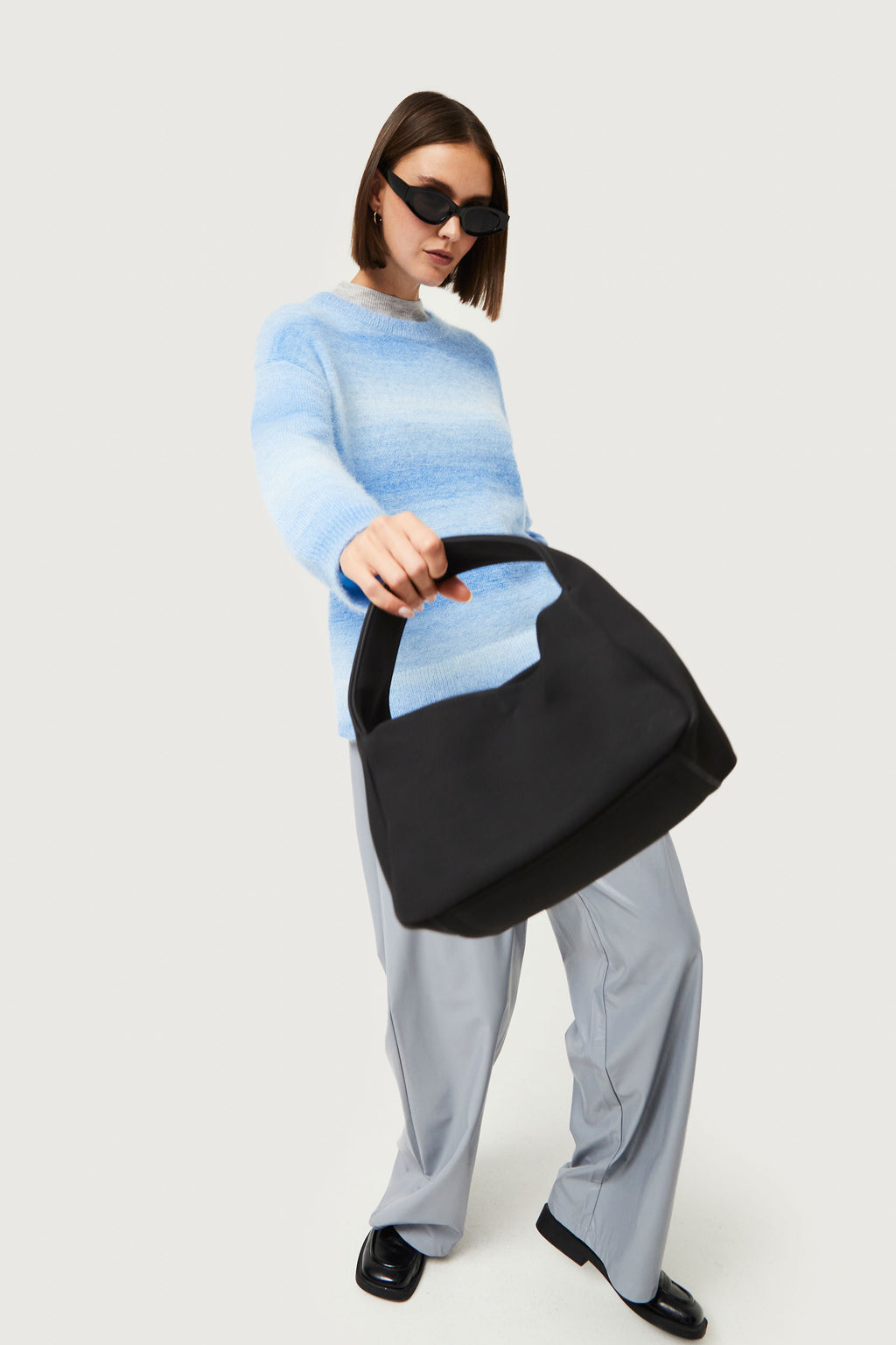 CF 43C/10307 Faded striped knitted sweater-Blue