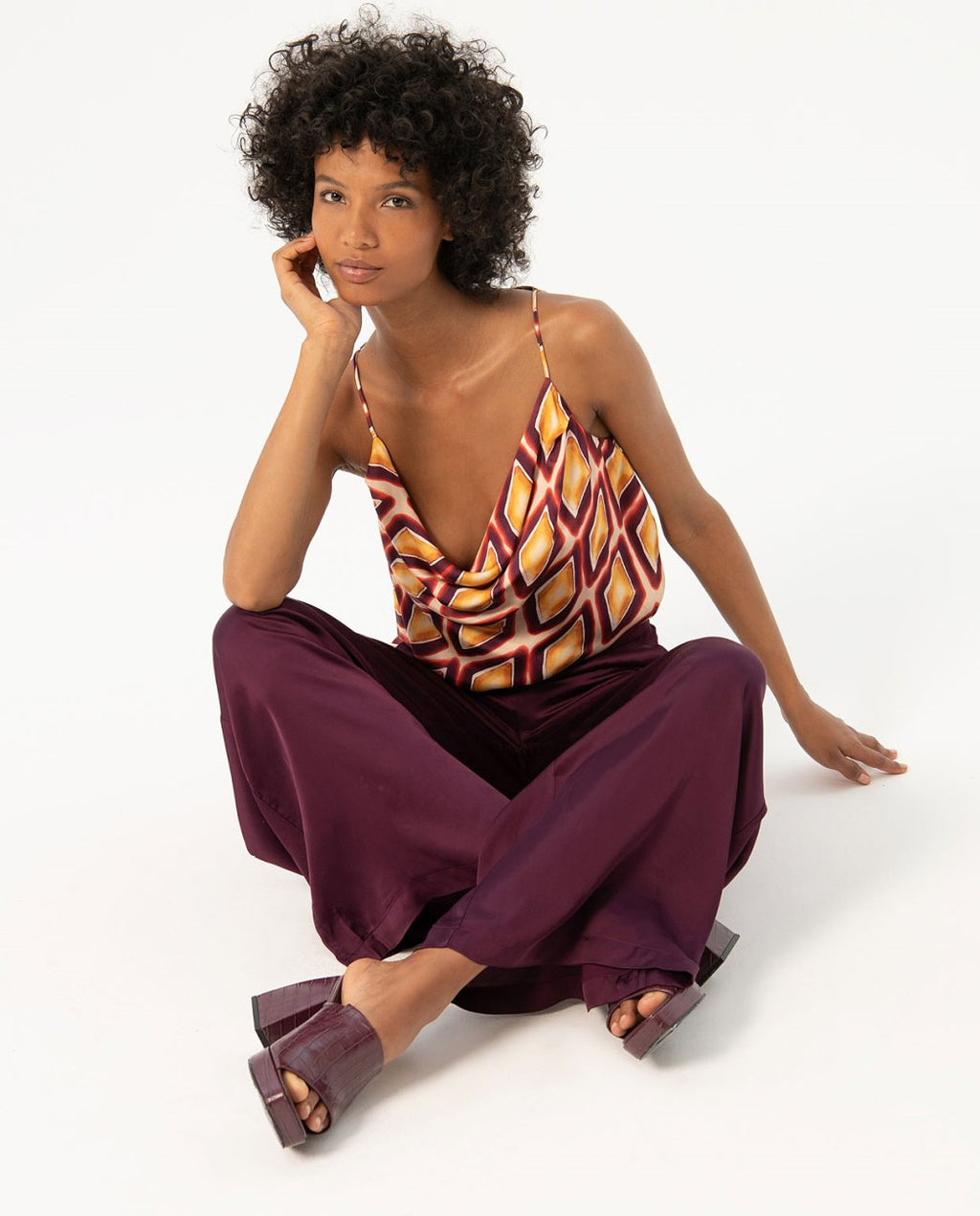 Surkana Wide long trousers-Maroon