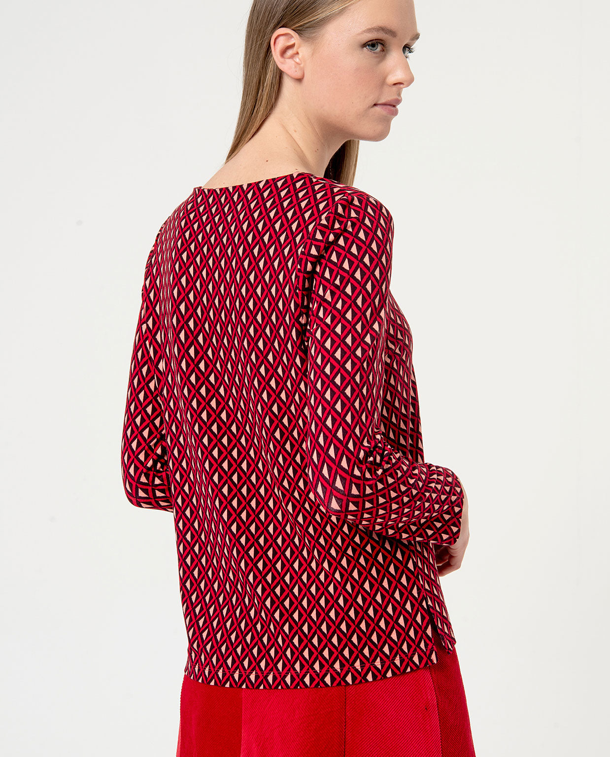 Surkana Long Sleeve Top, V-Neck. Red