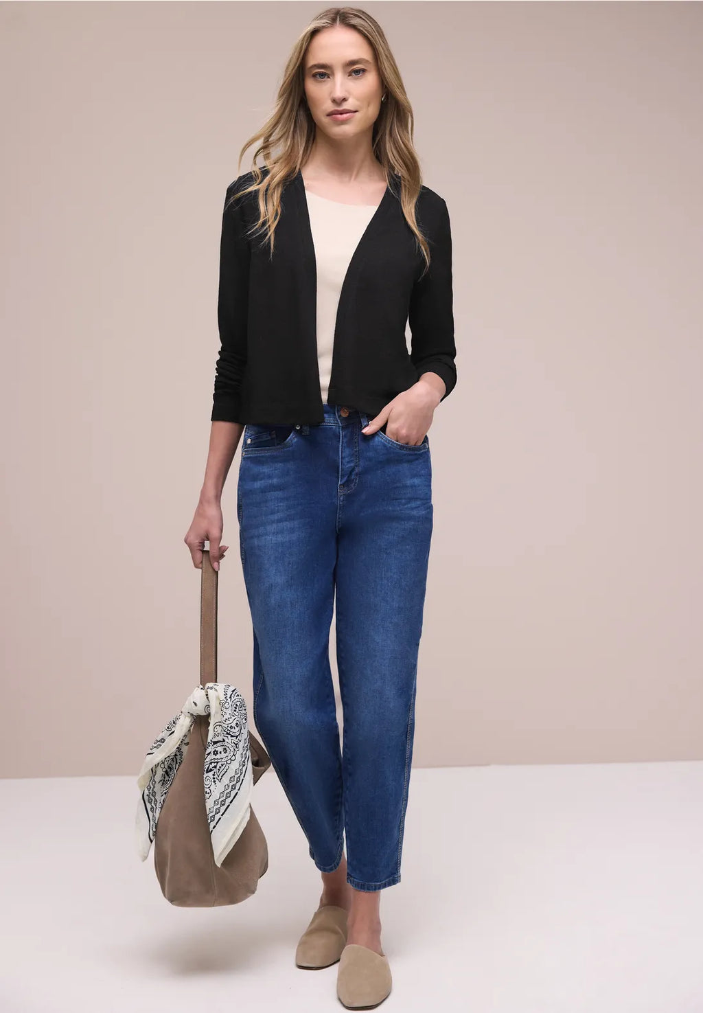Street One Long Sleeve Edge to Edge Cardi - Black.