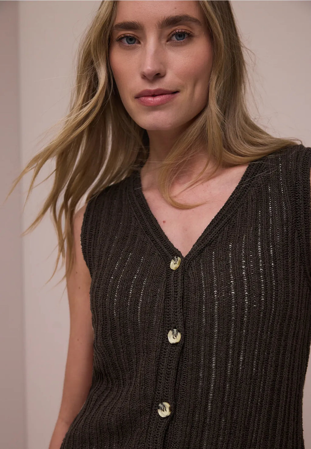 Street One Knit Look V Neck Vest.
