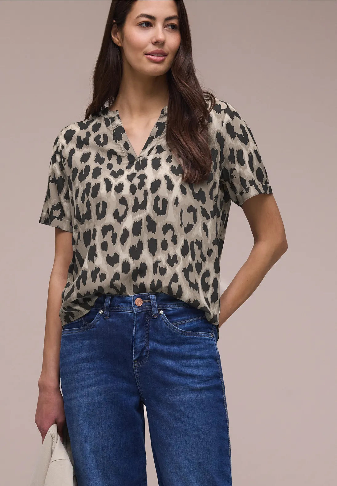 Street One Splitneck Blouse with V - Animal Print