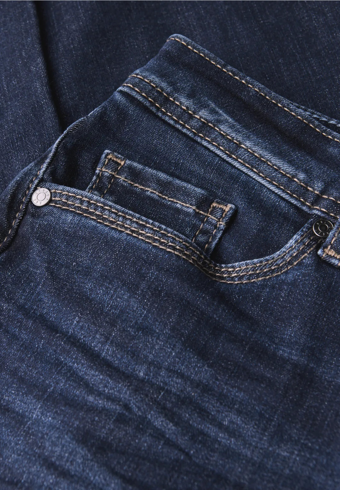 Street One Bootcut Jeans - Dark Wash.