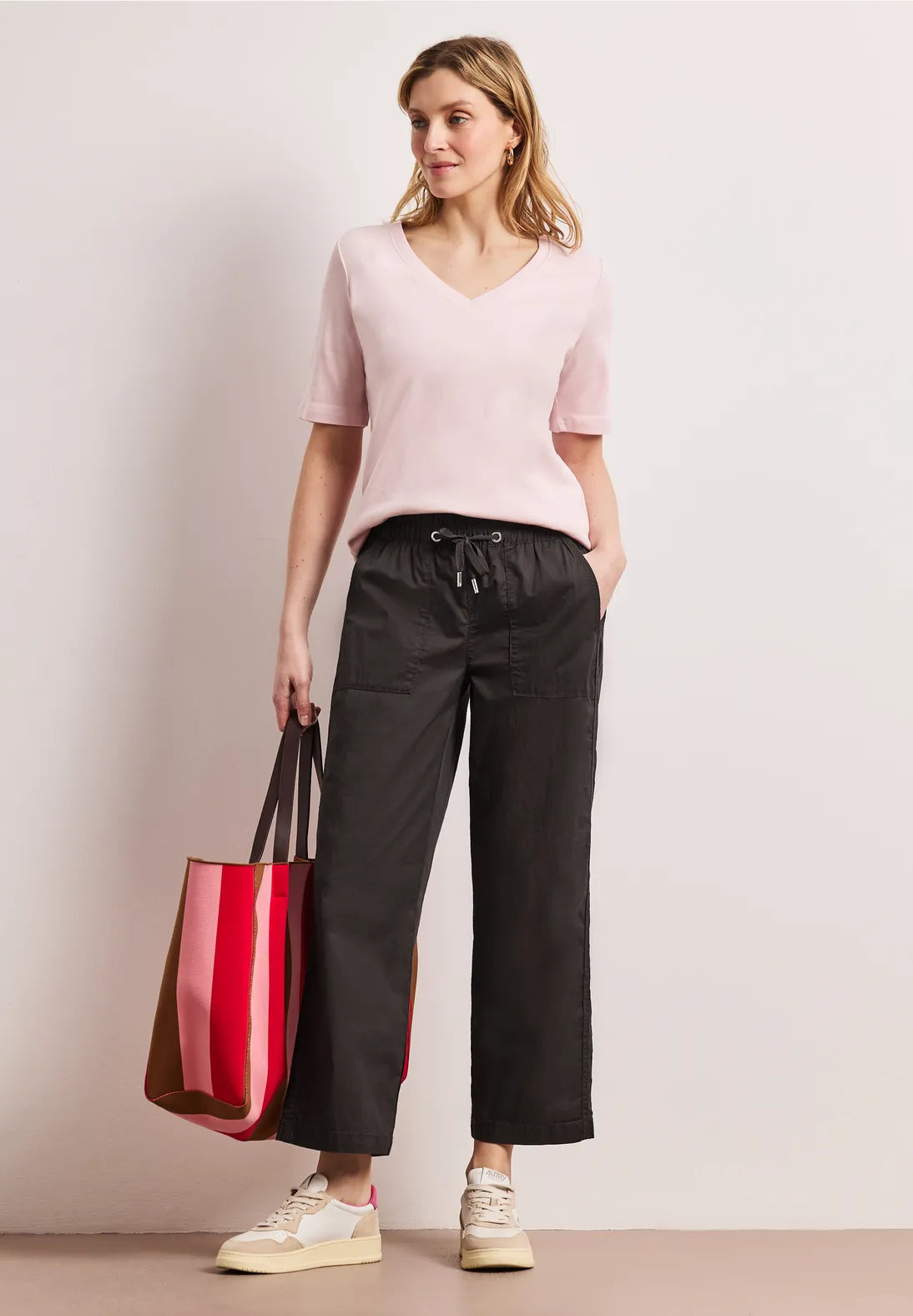 Street One Straight Leg Trousers - Brown.