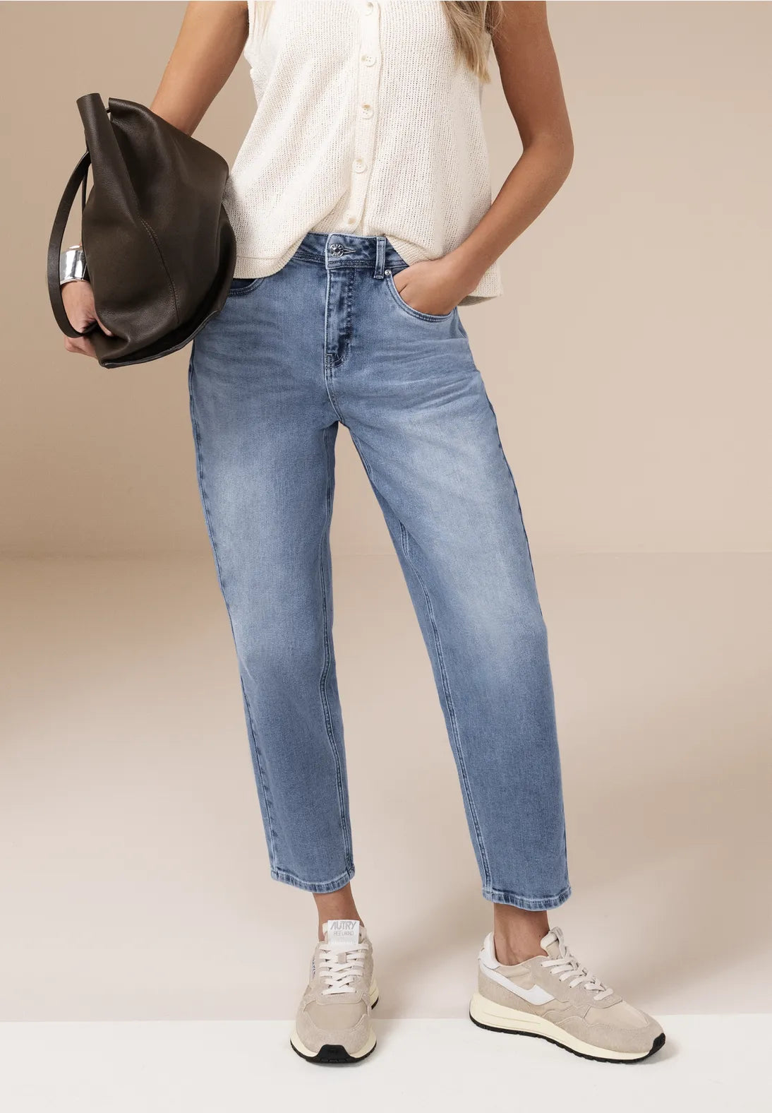 Street One Karlie Barrel High Waist Jean - Light Blue.