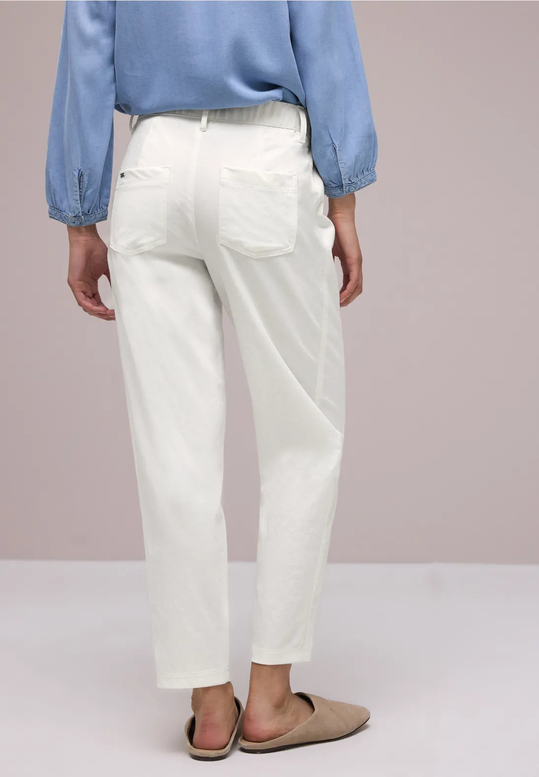 Street One High Waist Barrel Gabardi Trousers - Off White.