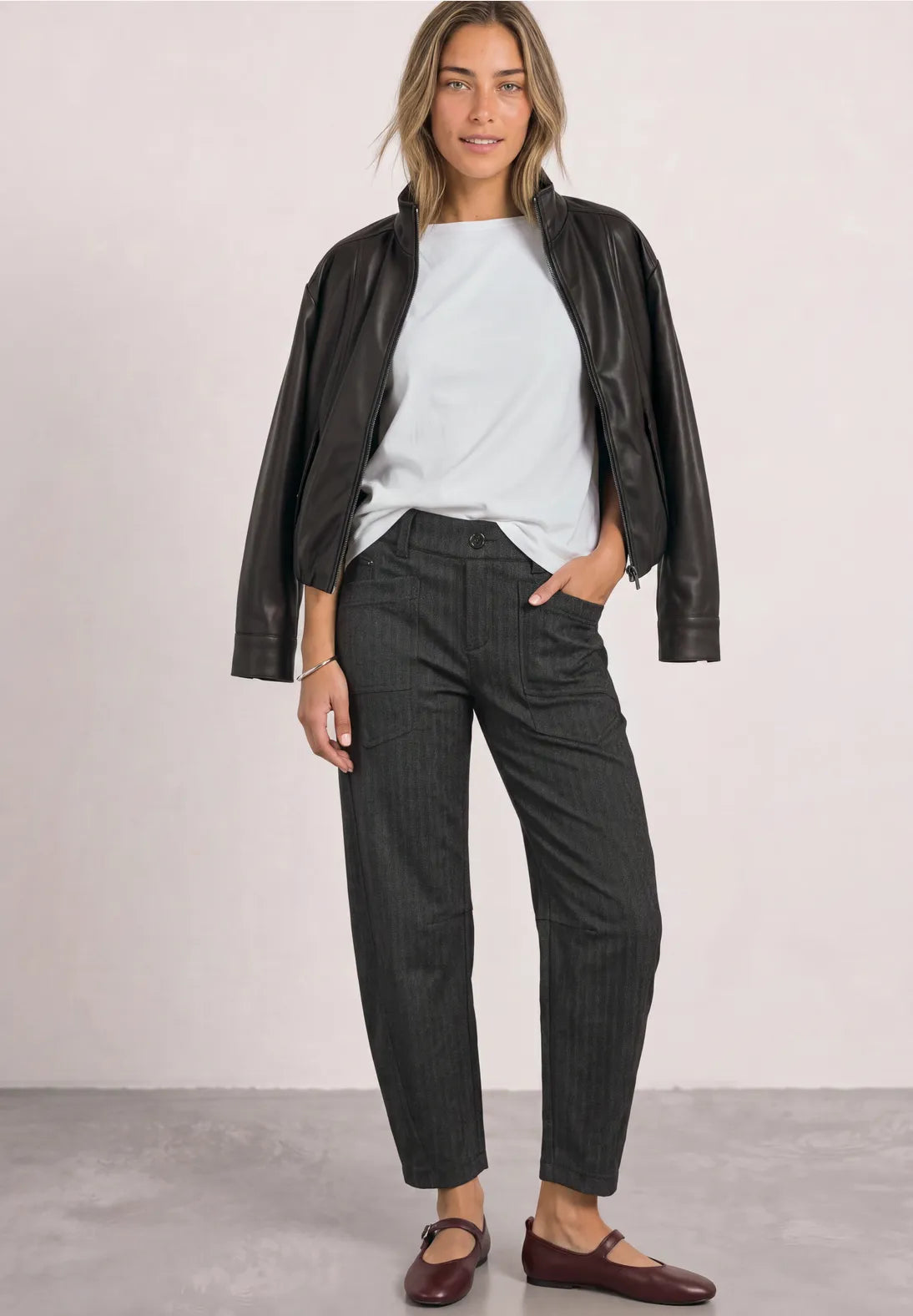 Street One High Waisted Barrel Trousers - Black Herringbone