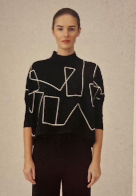 Feria Turtle Neck Relaxed Knit