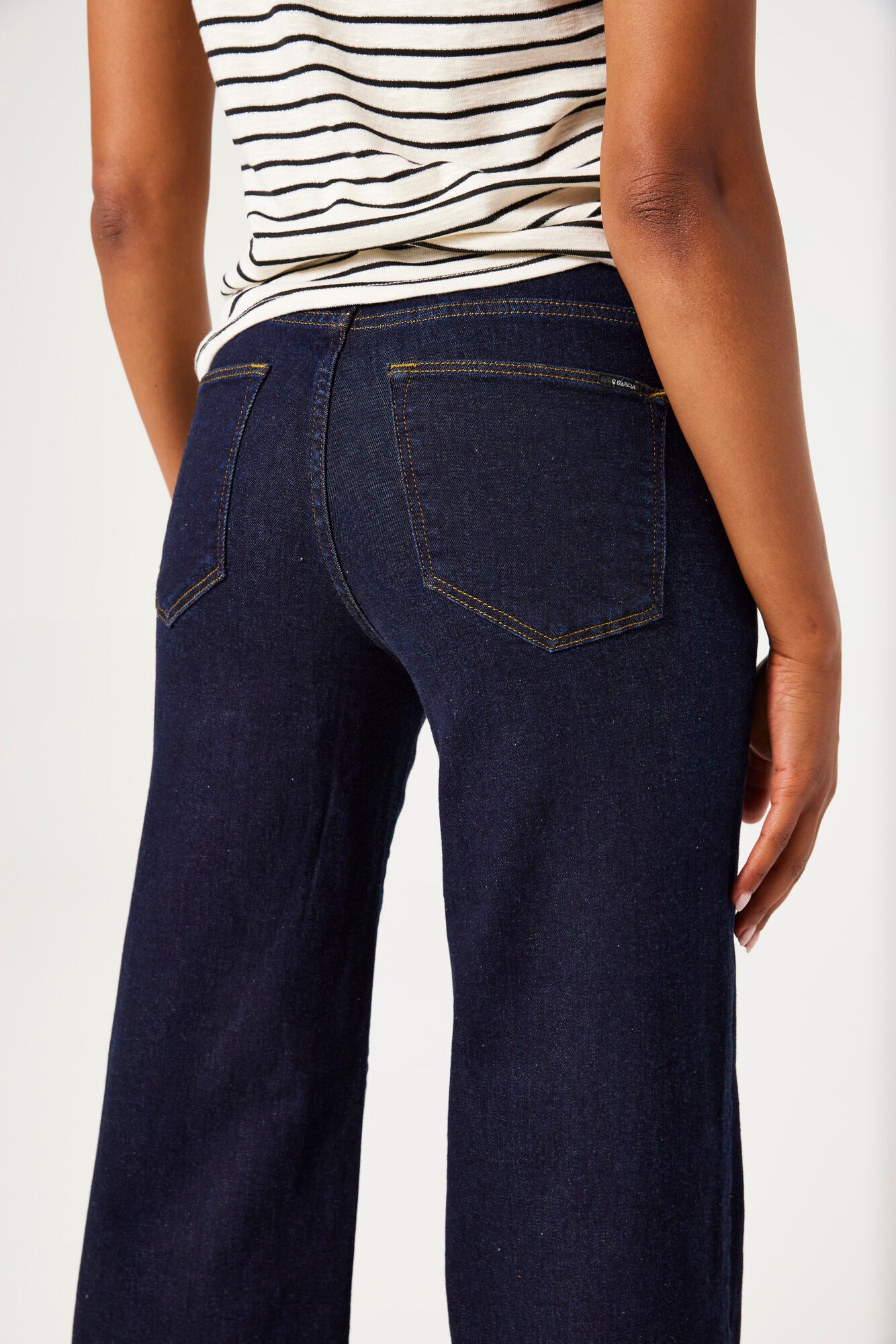 Garcia Celia Wide Wide Rinsed Jean Dark Denim