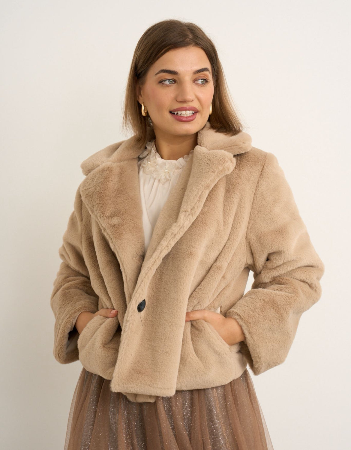 Kyla Faux Fur Beige