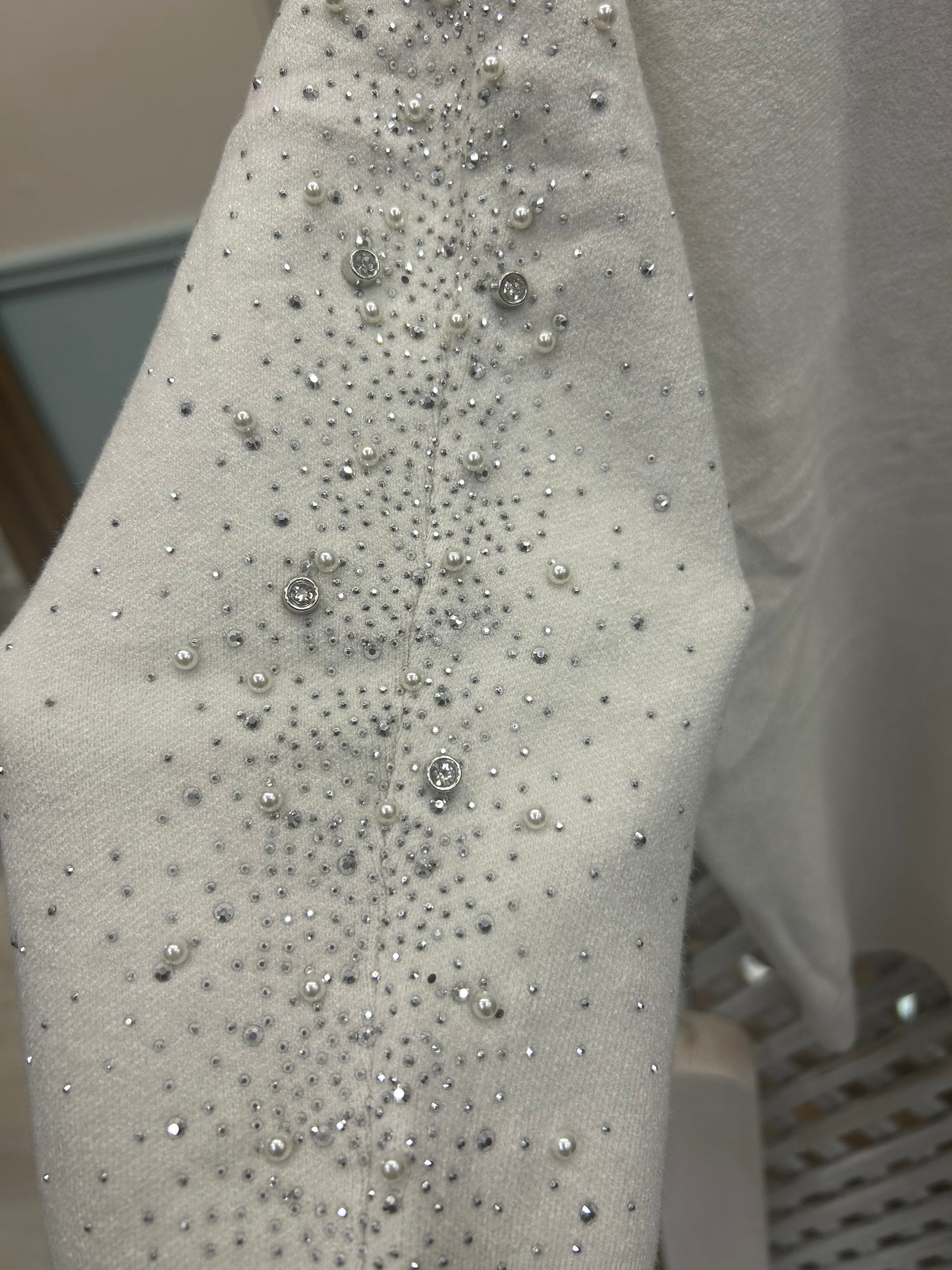 Zola One Size Knit with Bling Cream