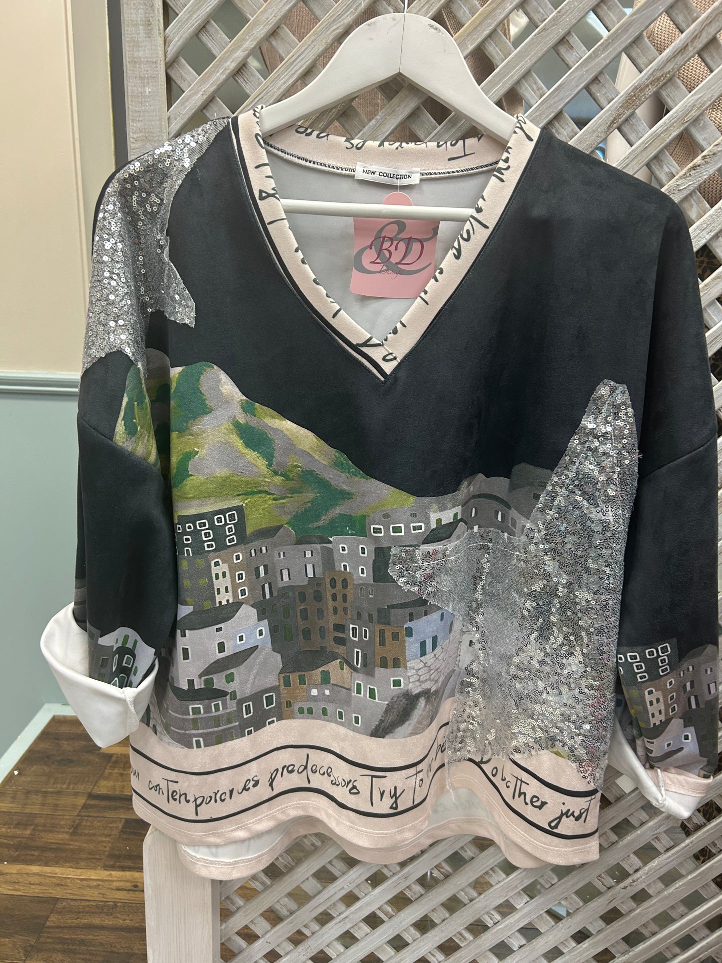 Zola Green Mix Scenic View Top