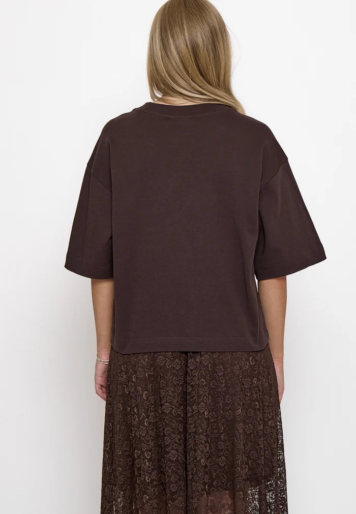 Peppercorn PCFiola GOTA T/Shirt - Java Brown.