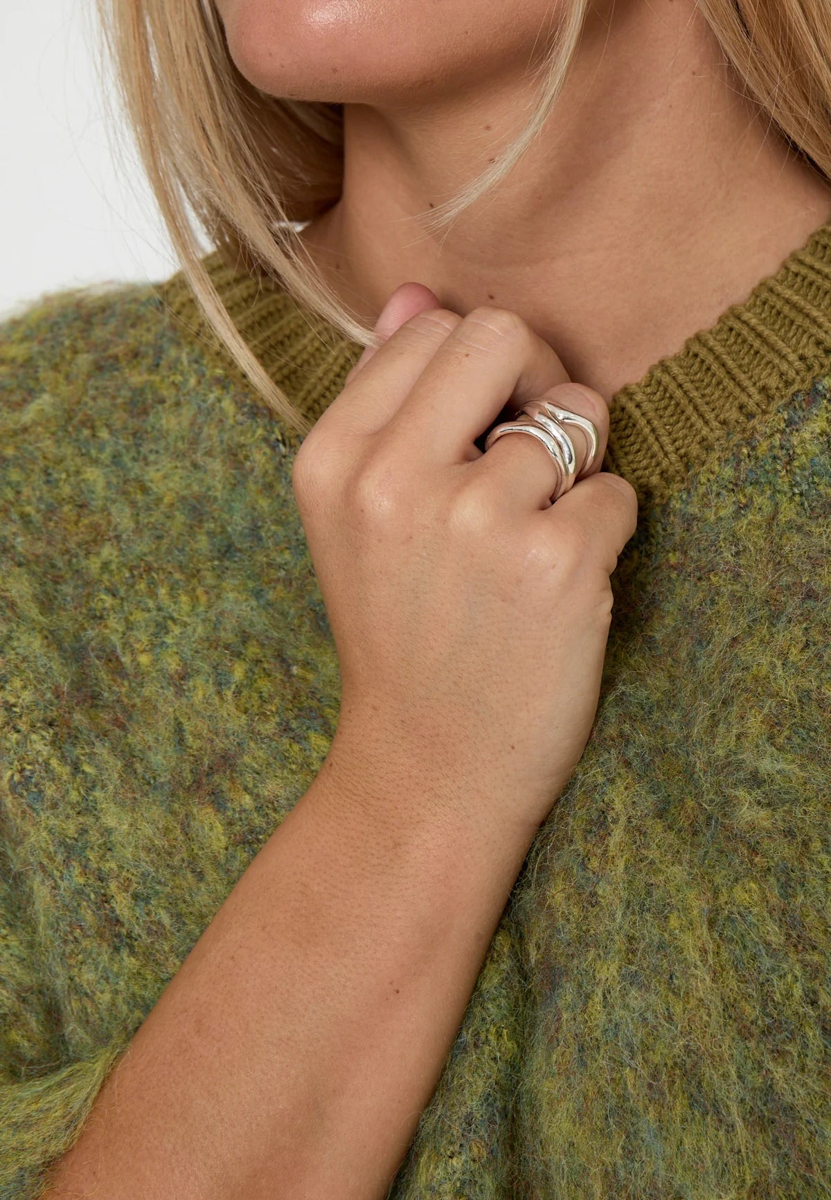 Peppercorn PCSerena Knit with Batwing Sleeve - Green Mix