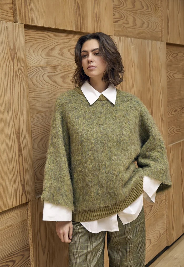 Peppercorn PCSerena Knit with Batwing Sleeve - Green Mix