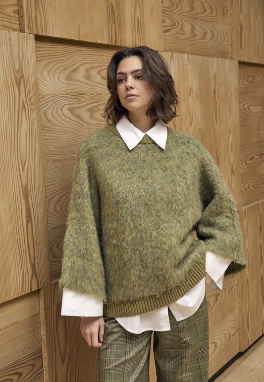 Peppercorn PCSerena Knit with Batwing Sleeve - Green Mix