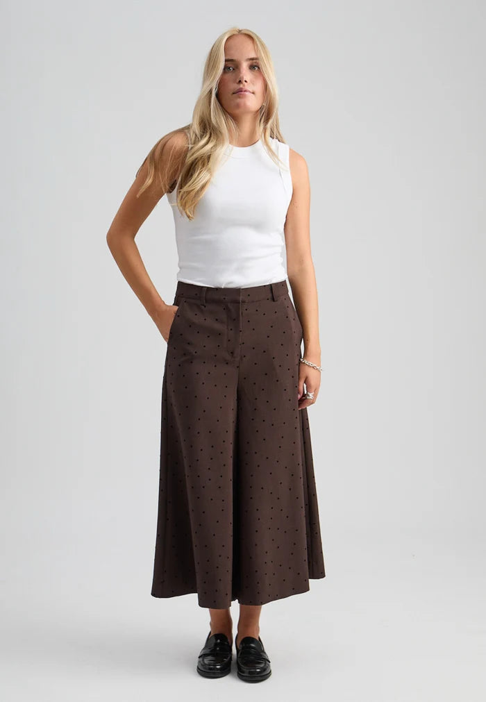Peppercorn PCSuzanna Skirt Trousers - Java Brown Melange.