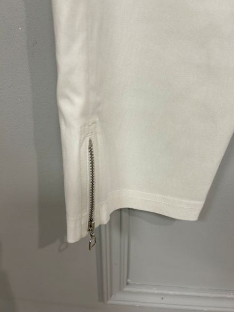 Robell Nena 09 White with Zip Detail
