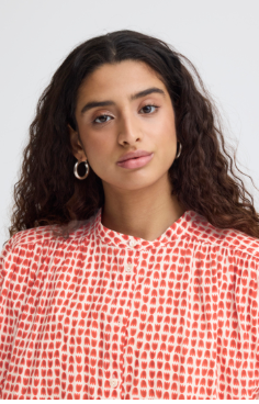 ICHI IHLUMMA SH Blouse - Orange Mix.