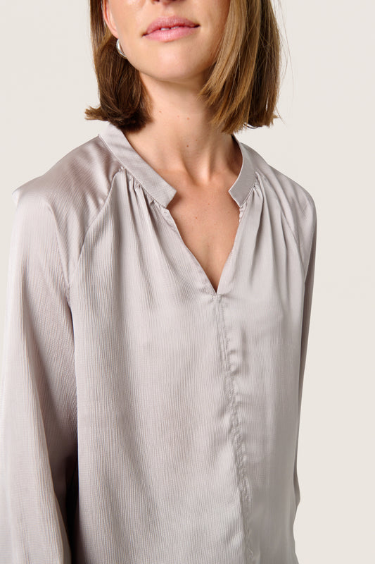 Soaked in Luxury Loana Blouse - Stone