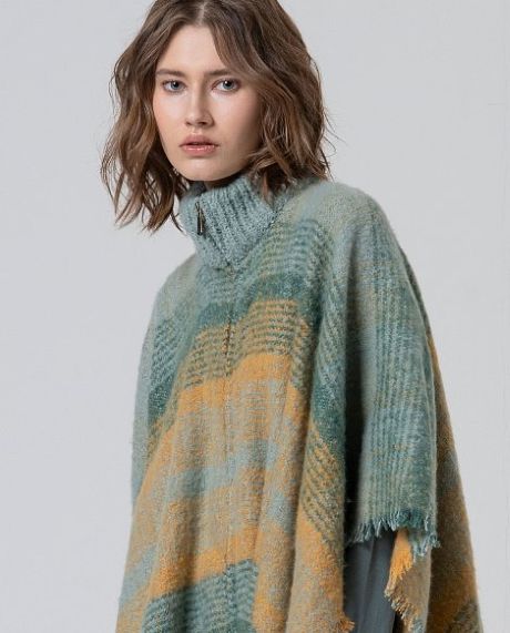 Surkana Plaid Poncho with Zipper - Blue