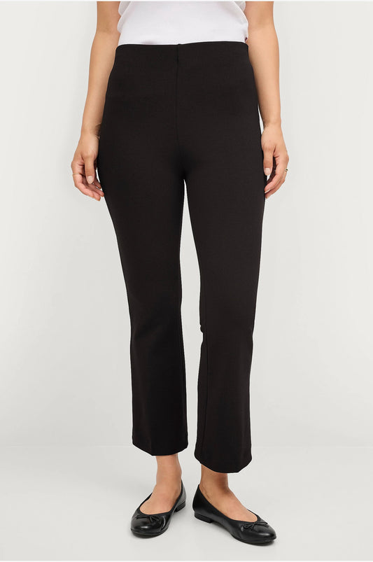 Soaked in Luxury Bea Kaylee Kickflare Trousers - Black.