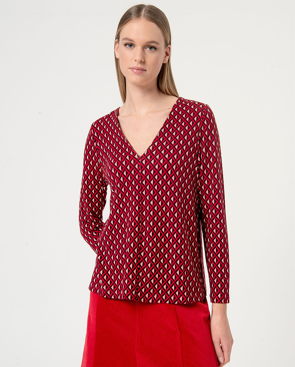 Surkana Long Sleeve Top, V-Neck. Red