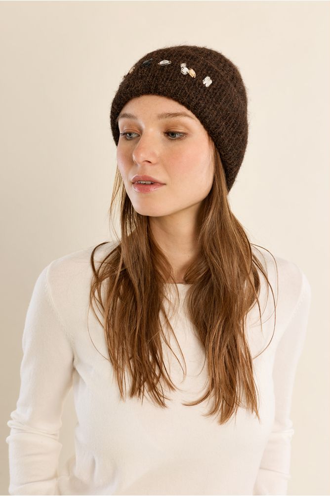 Molly Bracken Knitted Hat with Rhinestones - Brown.