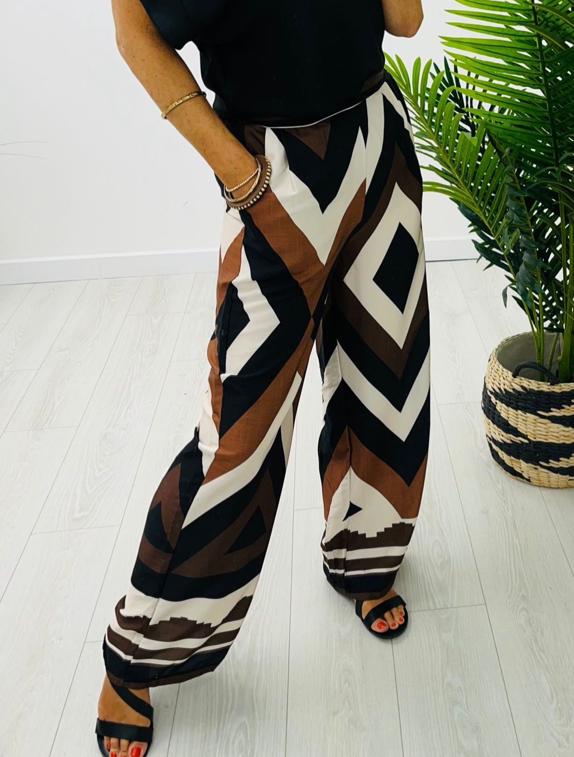 Kyla Palazzo Pants Geometric-Brown/Black/White