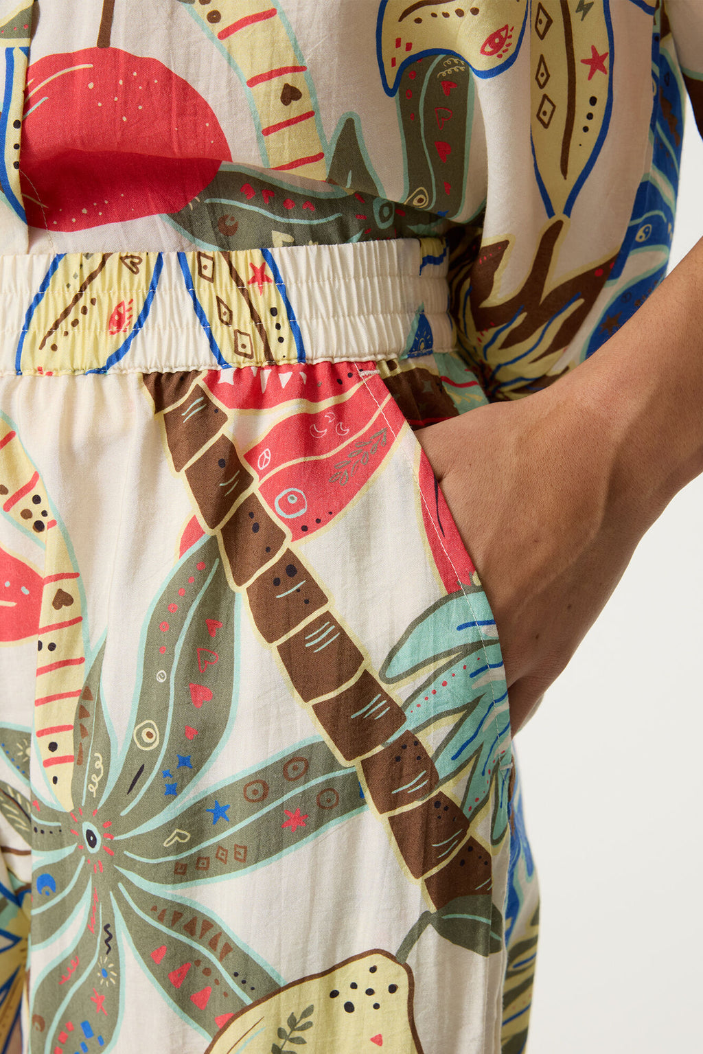 Garcia Wide Leg Trousers with Elasticated Waist - Multi.