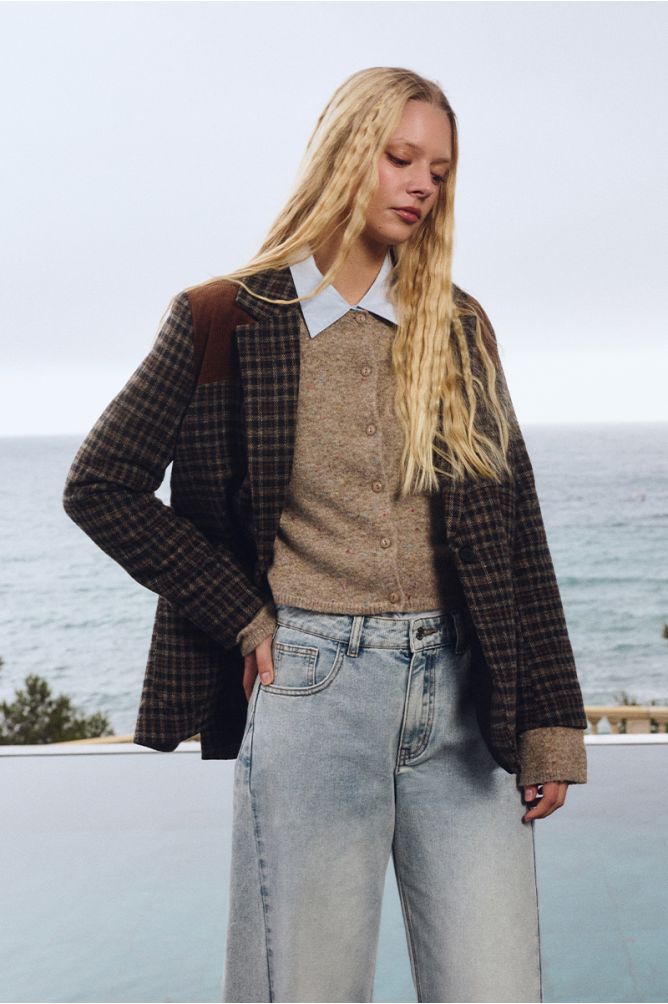 Molly Bracken Speckled Cardigan - Beige Mix.