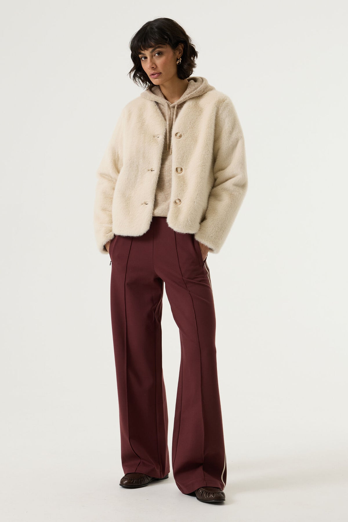 Garcia Faux Fur Jacket - Cream.