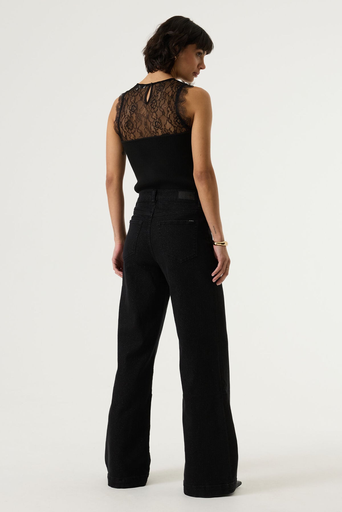Garcia Vest Top with Lace - Black.