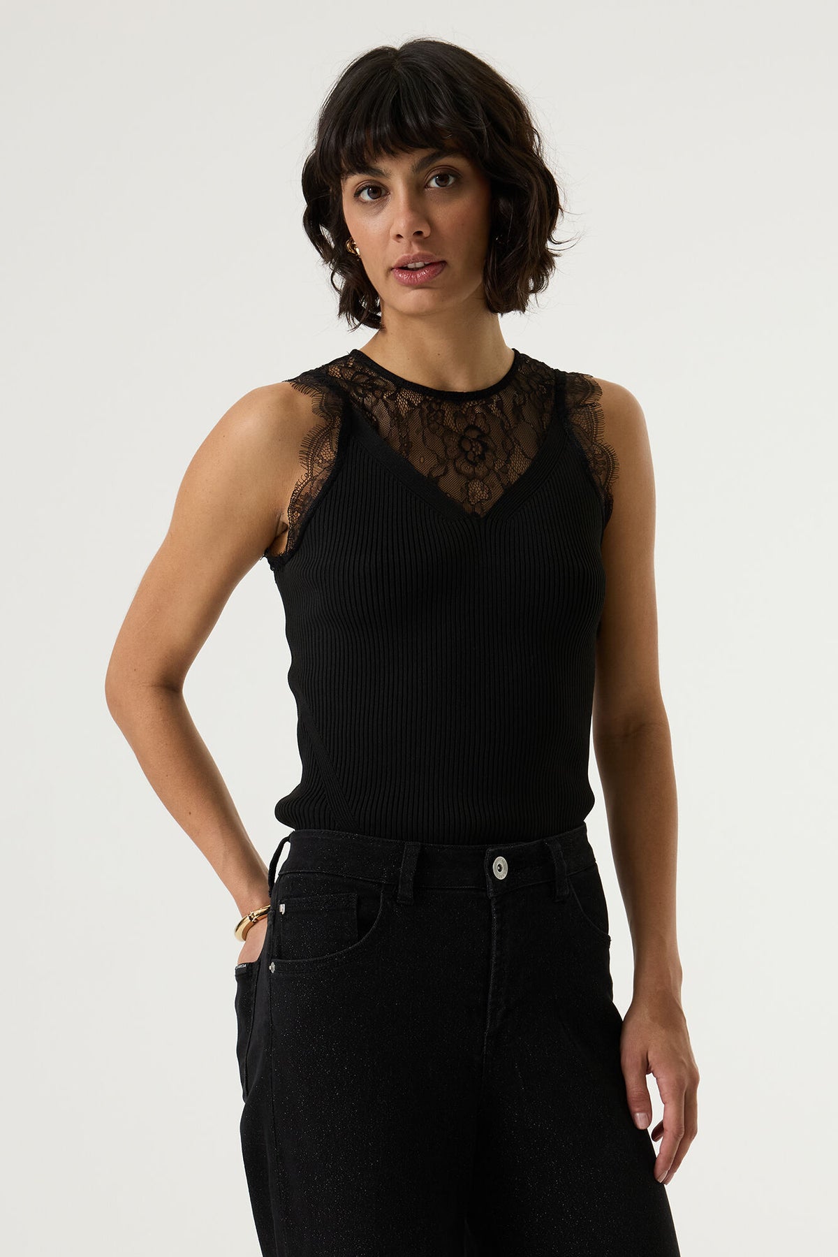 Garcia Vest Top with Lace - Black.