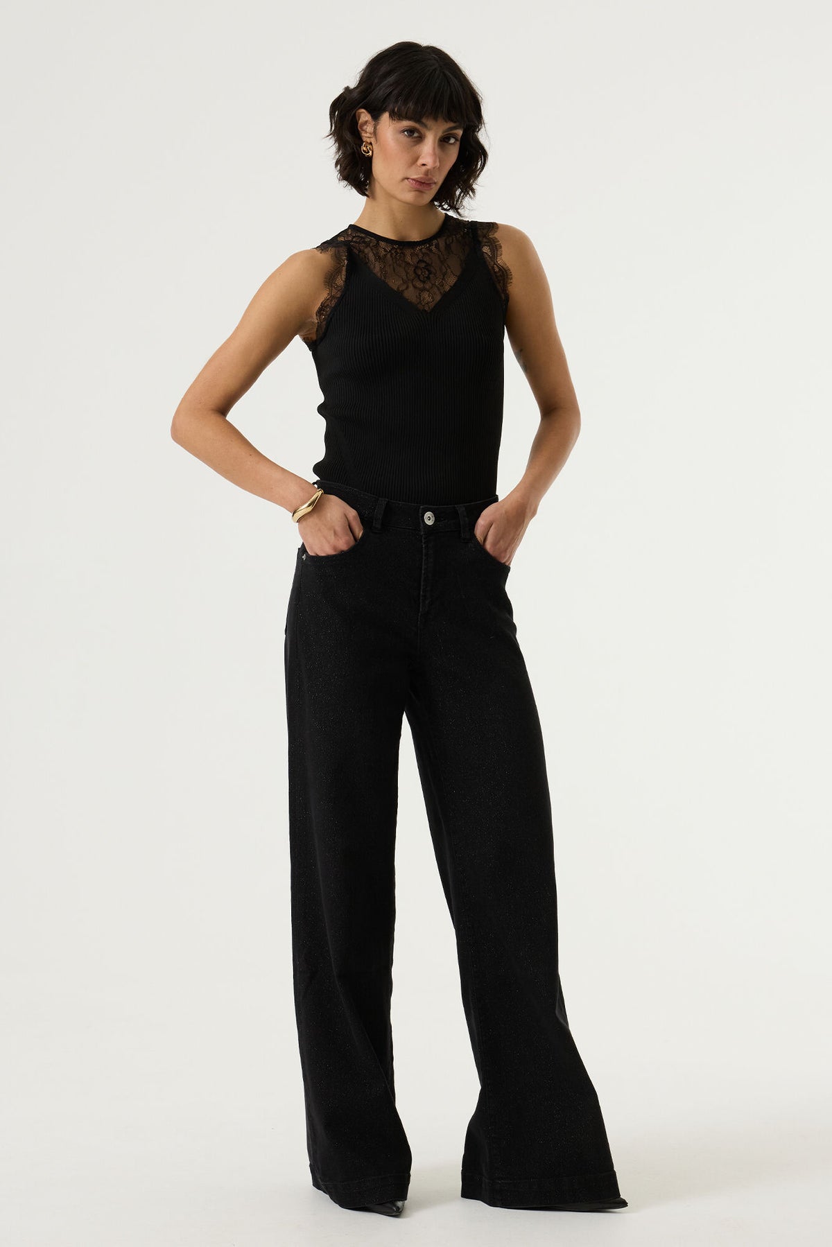 Garcia Vest Top with Lace - Black.