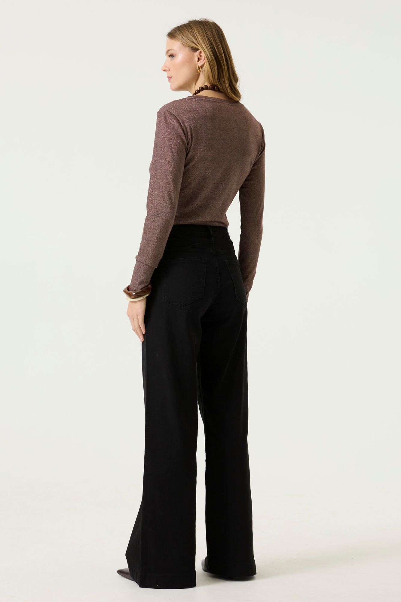 Garcia Long Sleeve Shimmer Top - Brown.